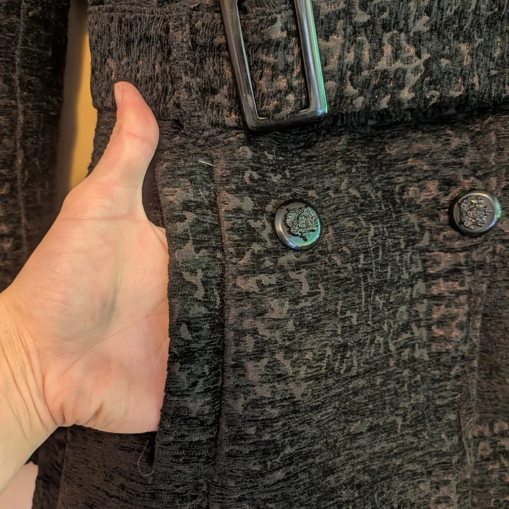 BKE Women's Black Textured Coat - Picture 5 of 9